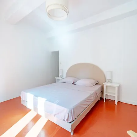 2p Au Cœur Du Vieux Appartement